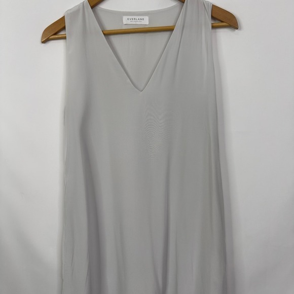 Everlane Gray V Neck Sleeveless Silk Shift‎ Dress Size 2 - Picture 6 of 8